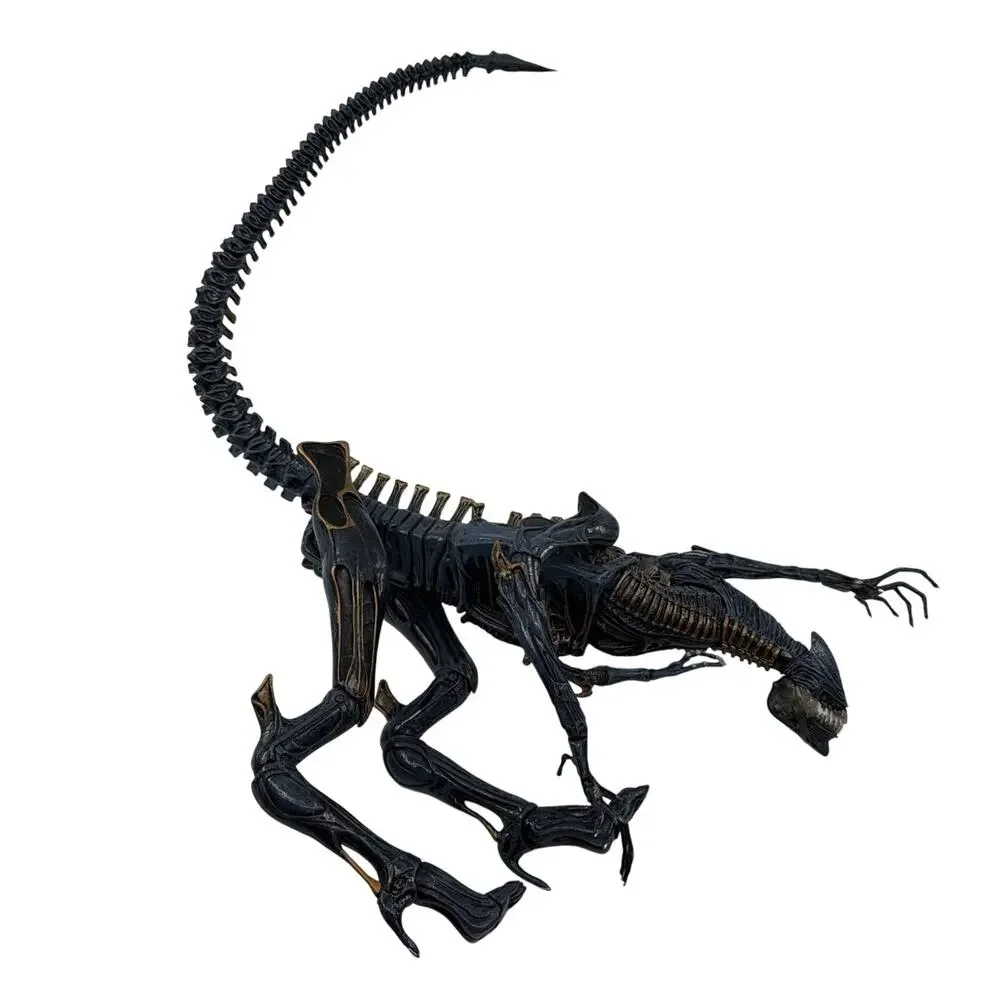 NECA Alien Deluxe Xenomorph Queen Action Figure Loose and Incomplete